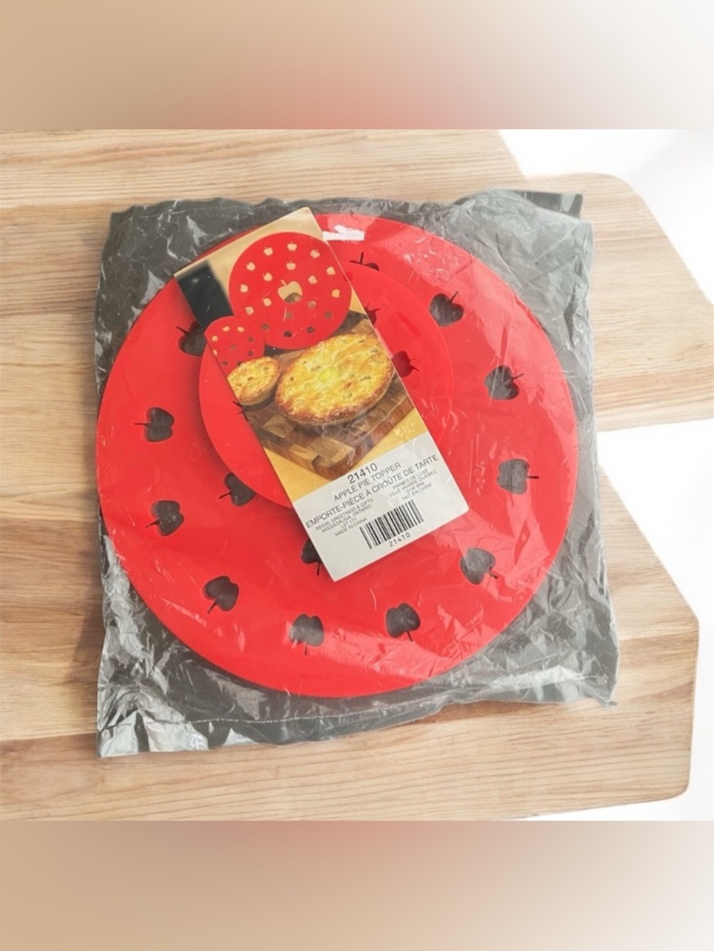 NEW Vintage Regal Greetings & Gifts Apple Pie Toppers Red Set of 2 Mini & Large